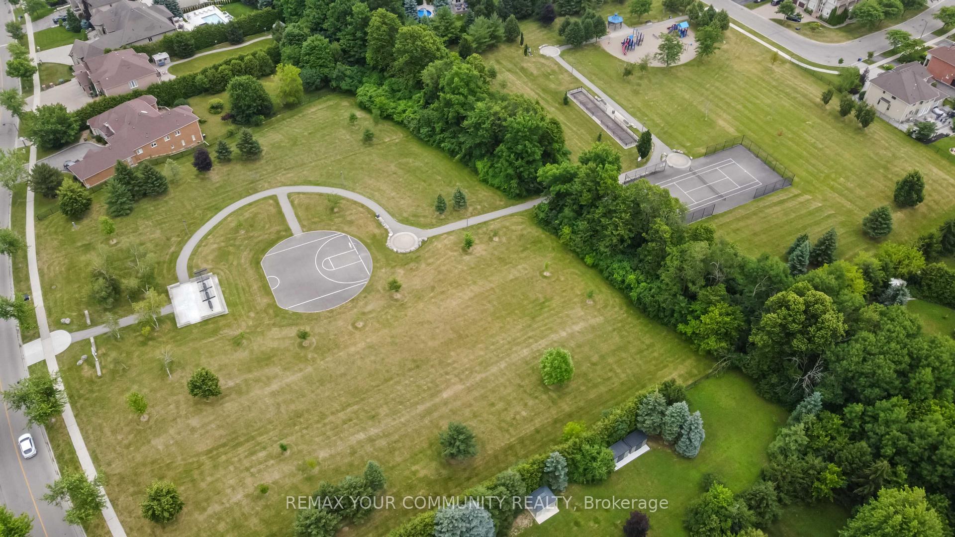 Photo 41 of 40 Hunterwood Chase, Vaughan, Rural Vaughan — HOMEH