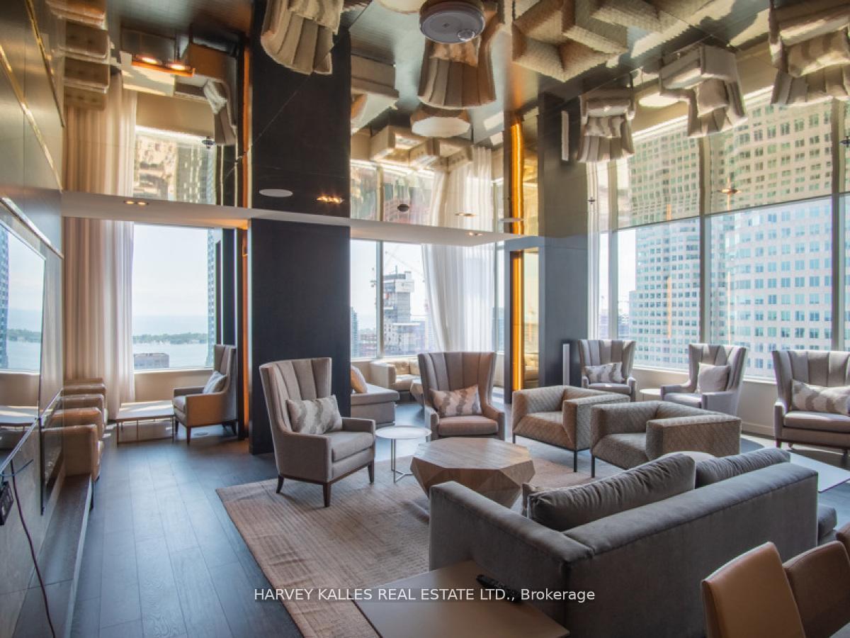 Photo 5 of Unit 4602, 88 Scott Street, Toronto, Church-Yonge Corridor — HOMEH