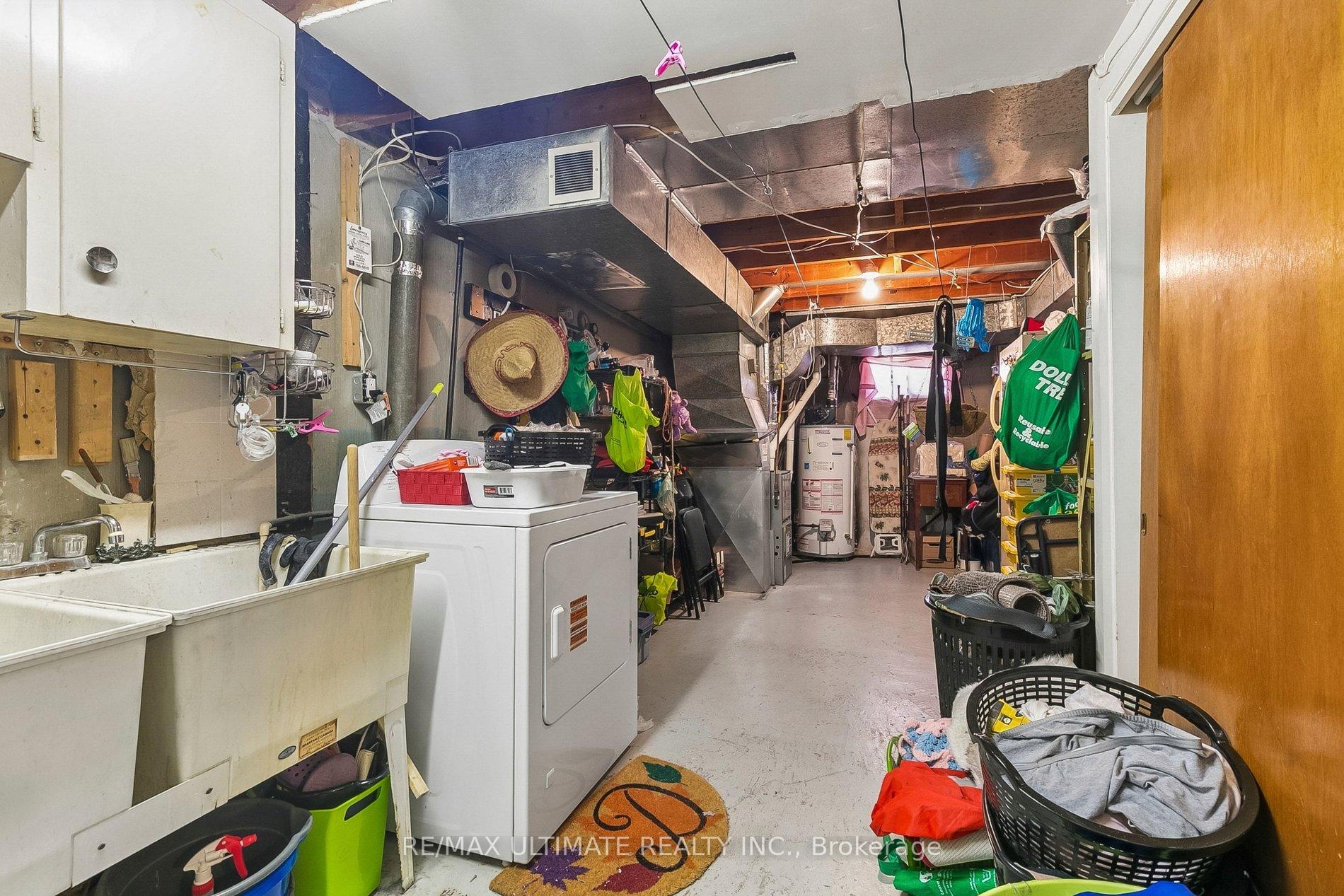Photo 21 of 75 Giltspur Drive, North York, Glenfield-Jane Heights — HOMEH