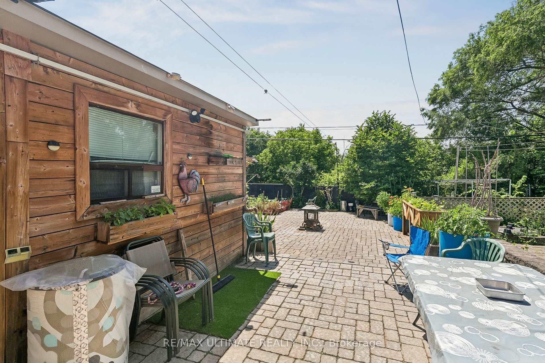 Photo 22 of 75 Giltspur Drive, North York, Glenfield-Jane Heights — HOMEH