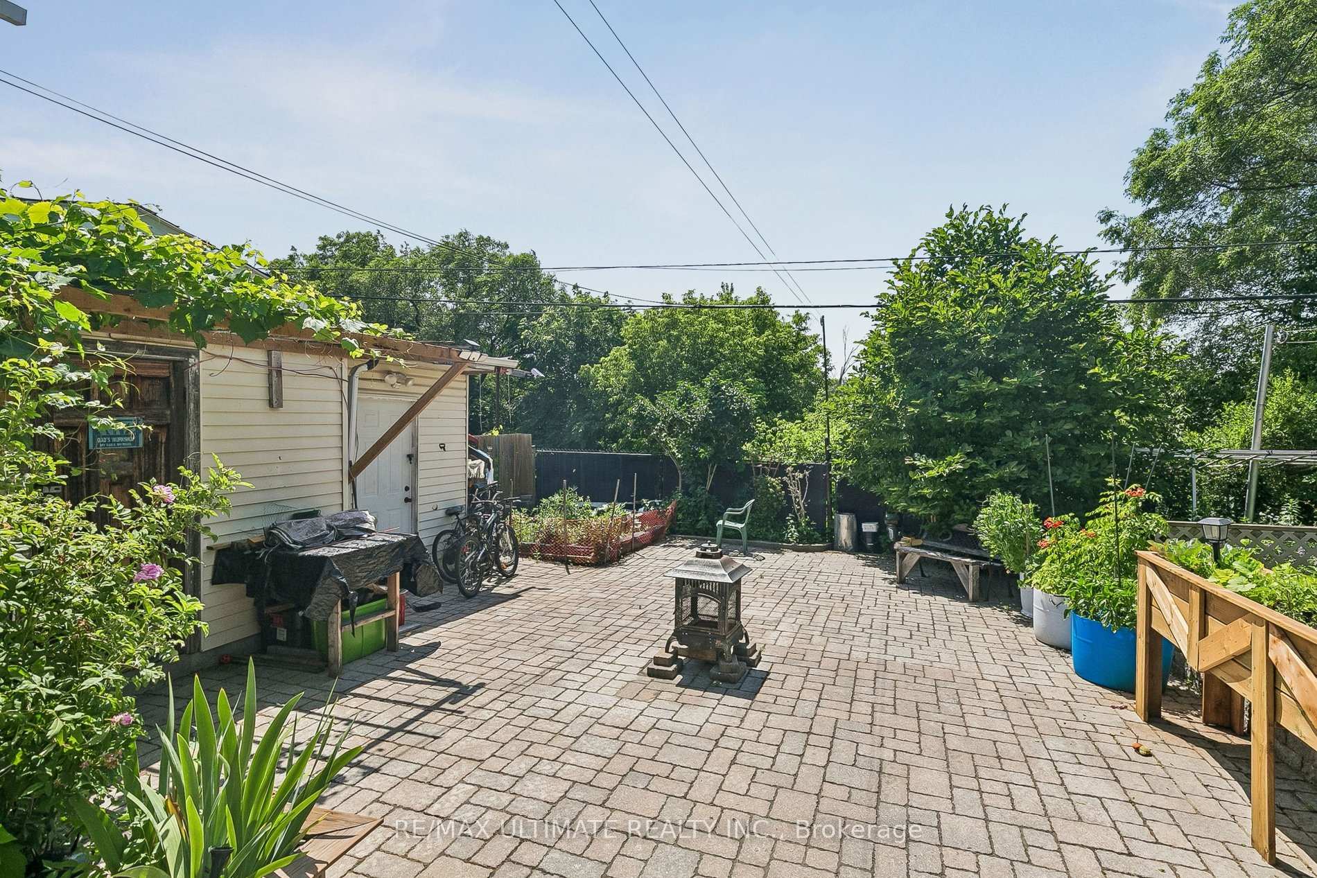 Photo 23 of 75 Giltspur Drive, North York, Glenfield-Jane Heights — HOMEH