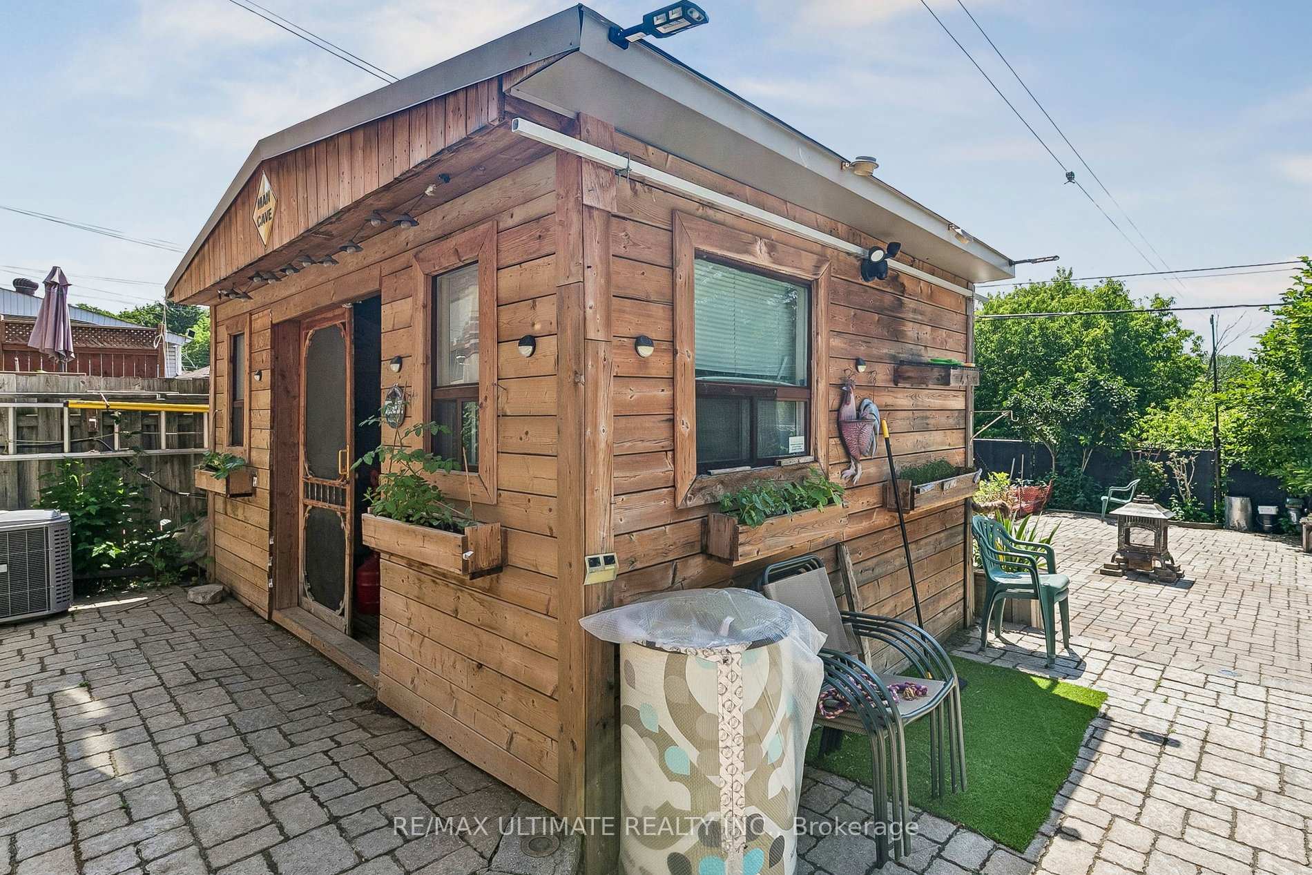 Photo 25 of 75 Giltspur Drive, North York, Glenfield-Jane Heights — HOMEH