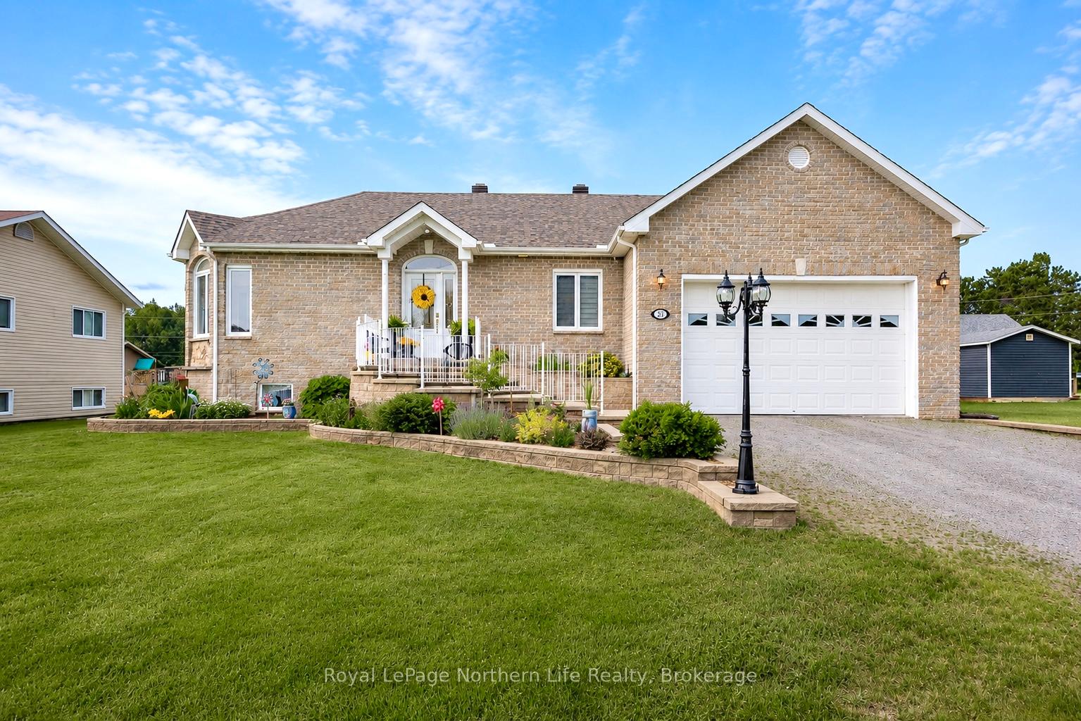 Photo 1 of 29 Tamerack Avenue, West Nipissing, Sturgeon Falls — HOMEH