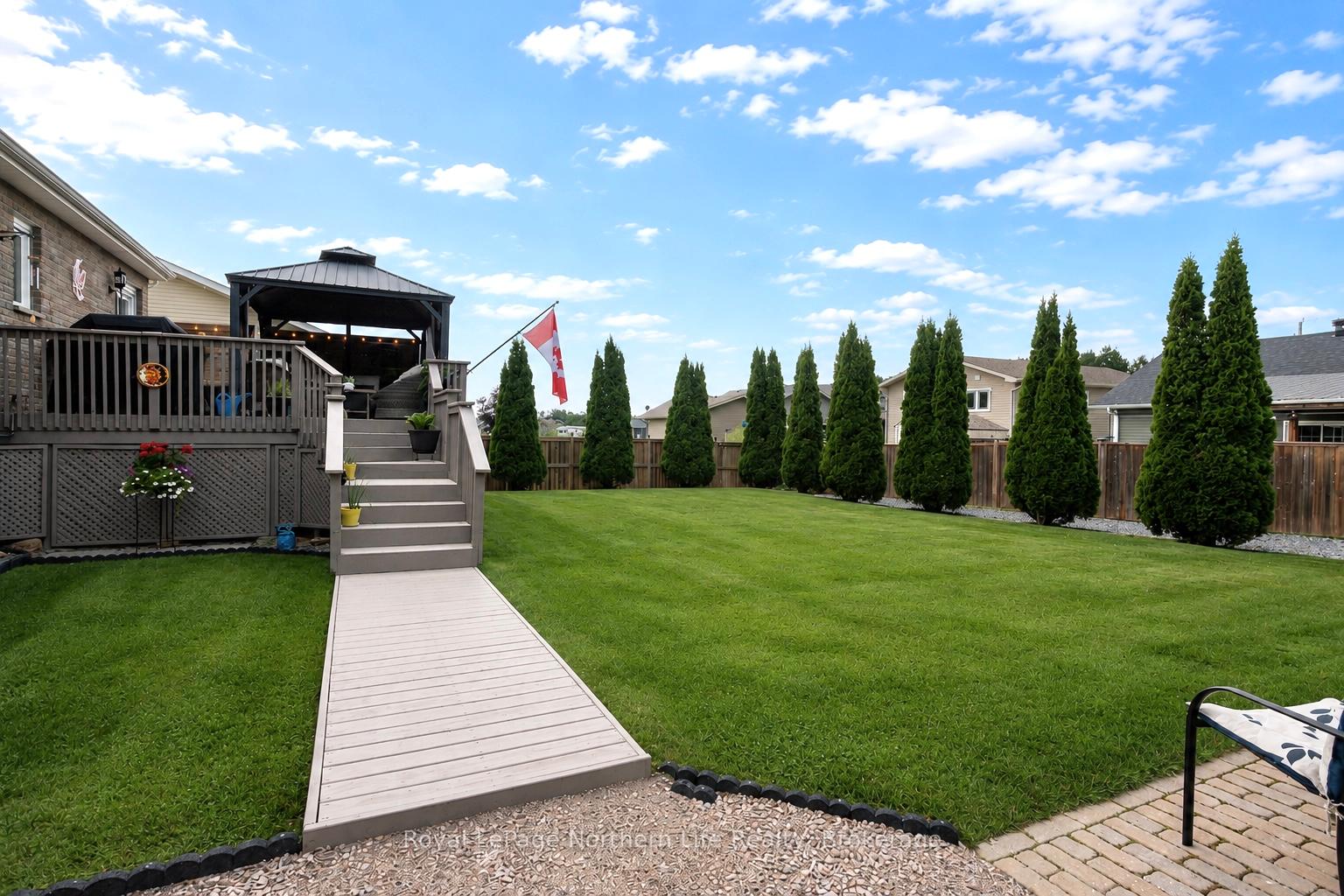 Photo 5 of 29 Tamerack Avenue, West Nipissing, Sturgeon Falls — HOMEH