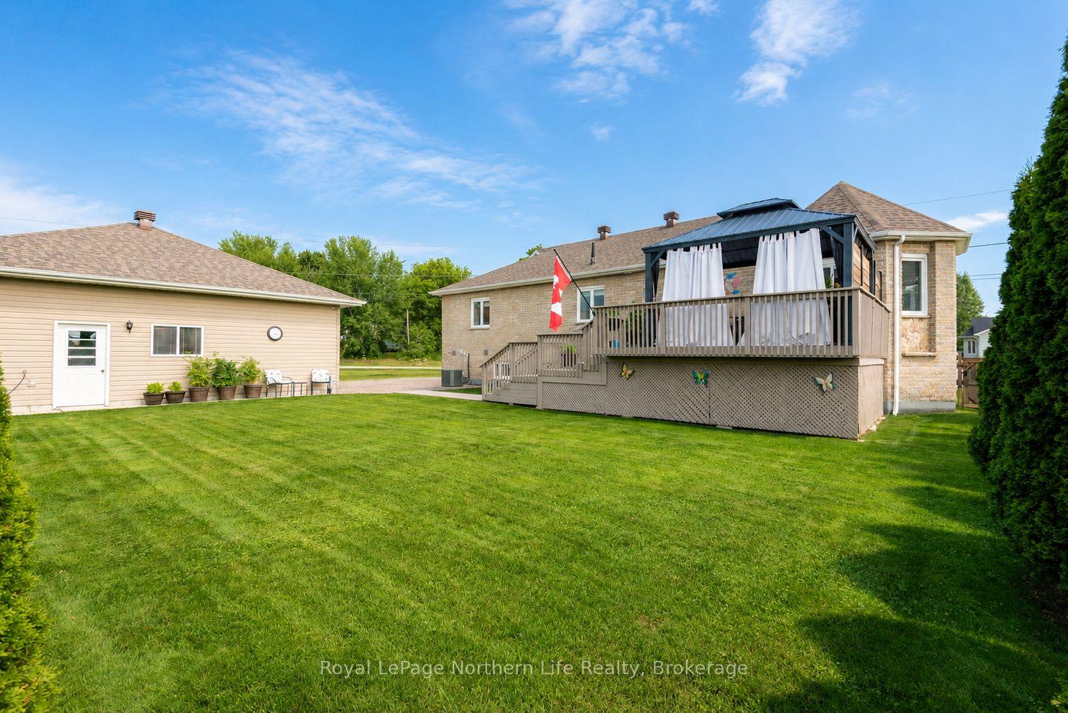 Photo 6 of 29 Tamerack Avenue, West Nipissing, Sturgeon Falls — HOMEH