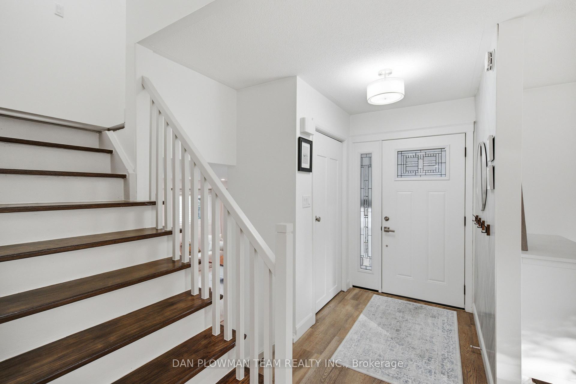 Photo 4 of 13 Strike Avenue, Clarington, Bowmanville — HOMEH