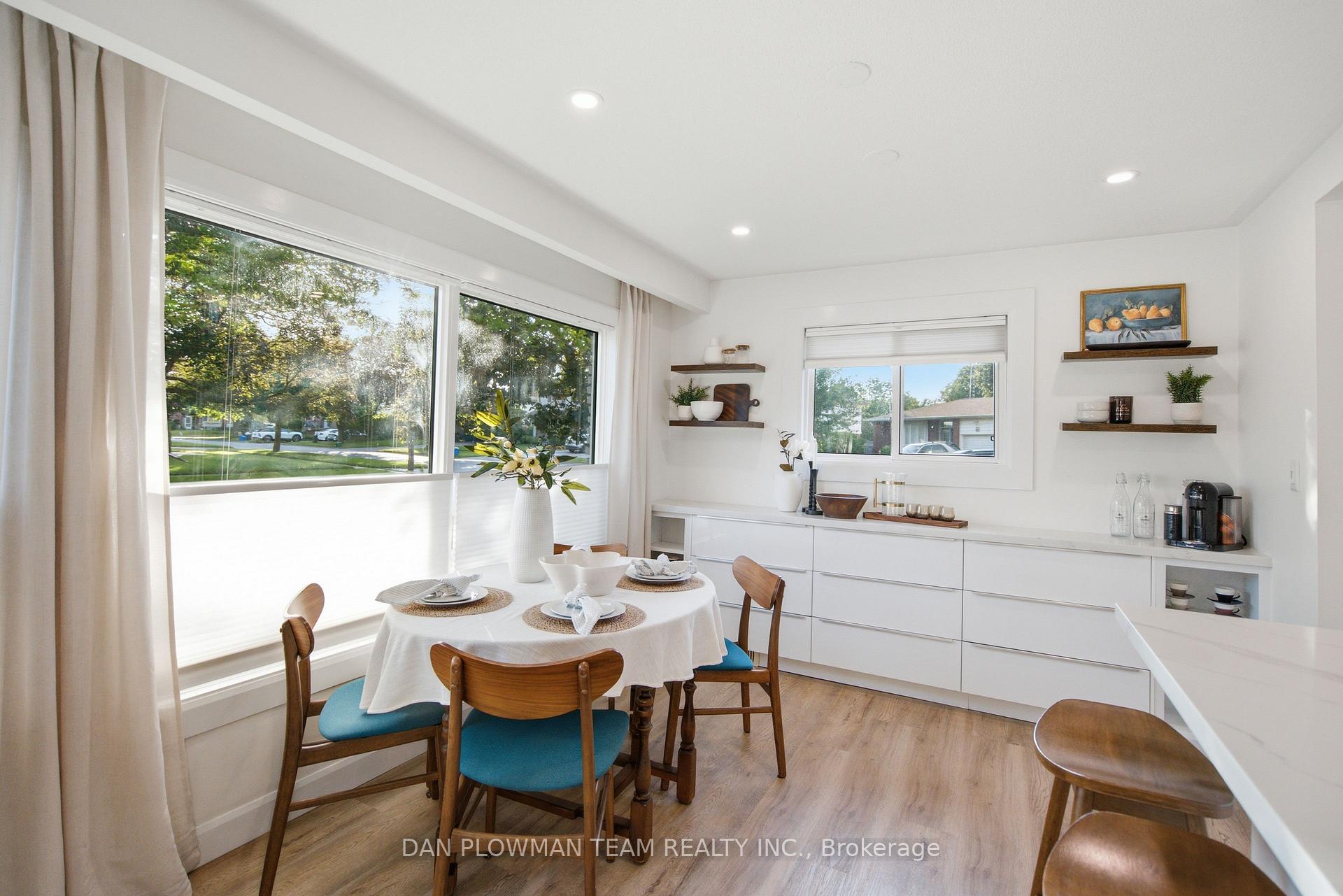 Photo 9 of 13 Strike Avenue, Clarington, Bowmanville — HOMEH