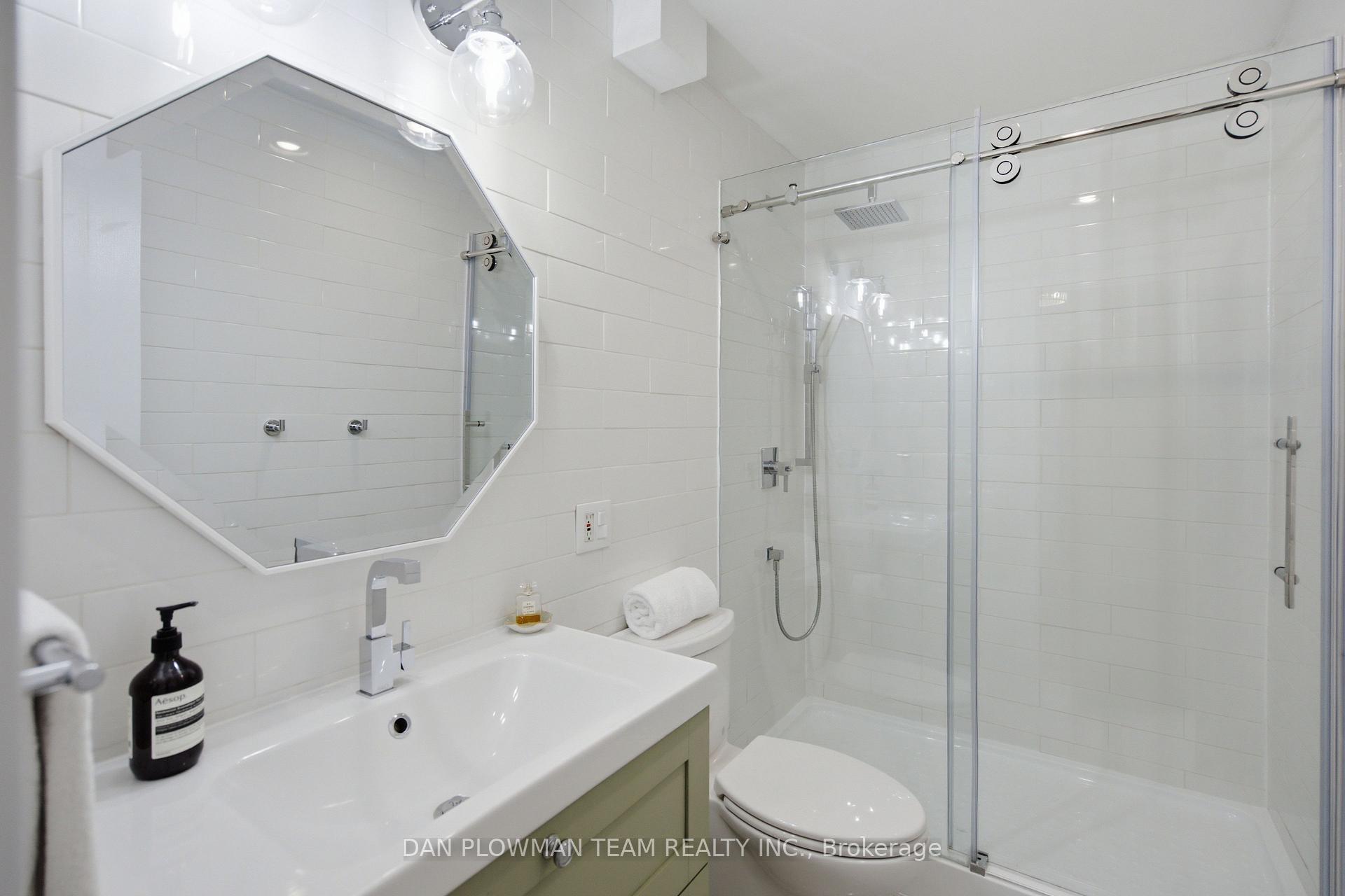 Photo 18 of 13 Strike Avenue, Clarington, Bowmanville — HOMEH