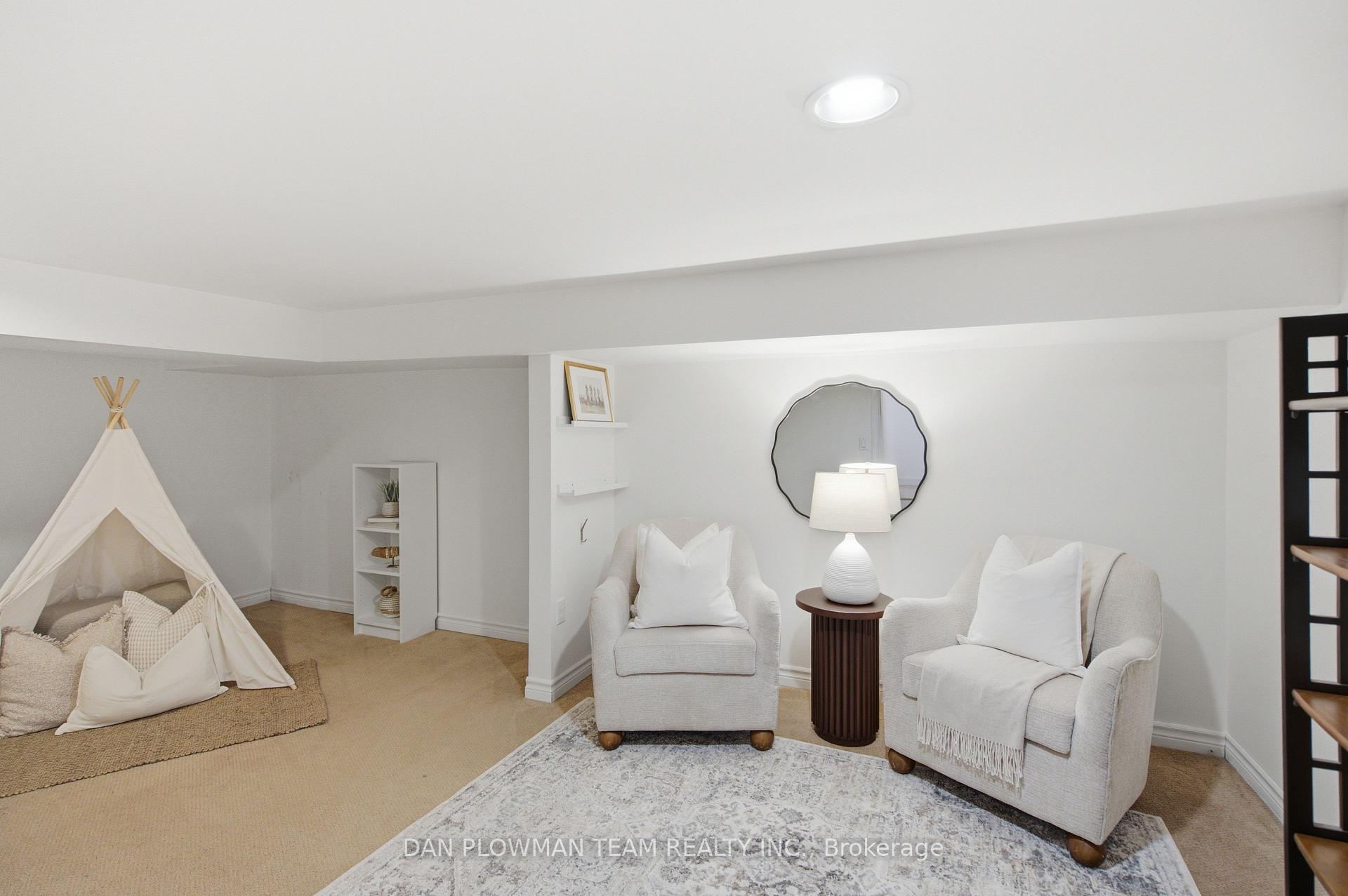 Photo 35 of 13 Strike Avenue, Clarington, Bowmanville — HOMEH