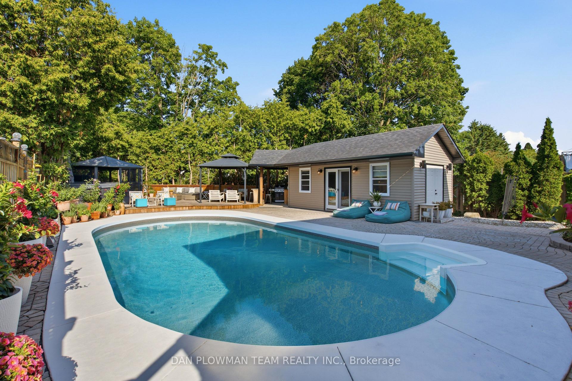 Photo 37 of 13 Strike Avenue, Clarington, Bowmanville — HOMEH