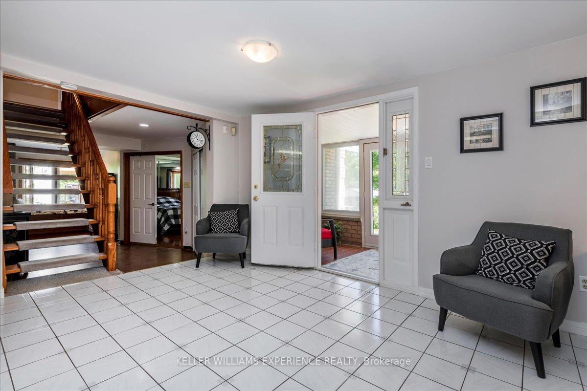 Photo 3 of 1512 Champlain Road, Tiny, Rural Tiny — HOMEH