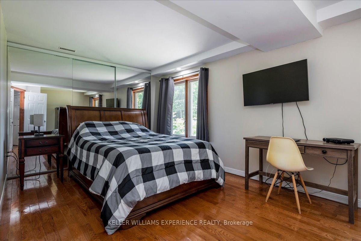Photo 12 of 1512 Champlain Road, Tiny, Rural Tiny — HOMEH
