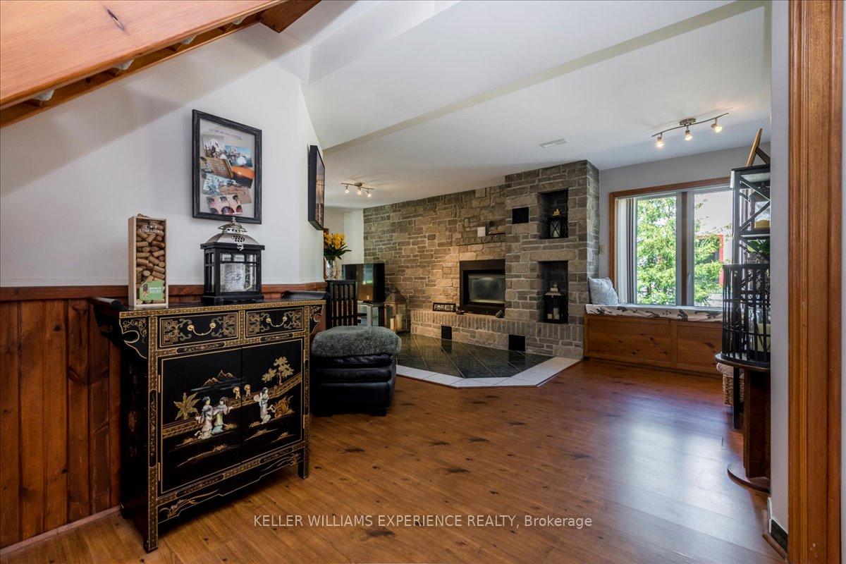 Photo 15 of 1512 Champlain Road, Tiny, Rural Tiny — HOMEH