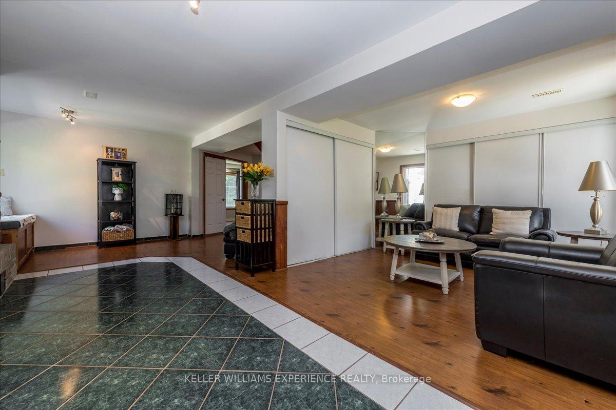 Photo 19 of 1512 Champlain Road, Tiny, Rural Tiny — HOMEH