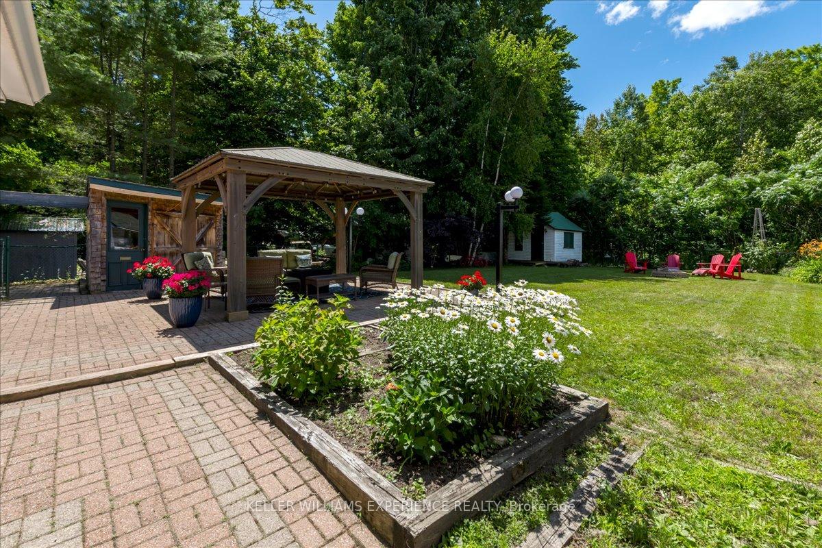 Photo 37 of 1512 Champlain Road, Tiny, Rural Tiny — HOMEH