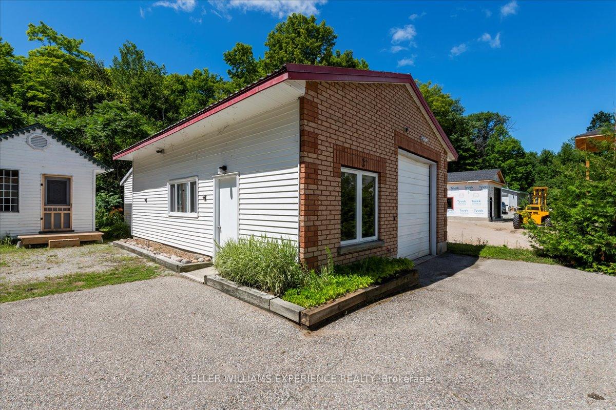 Photo 45 of 1512 Champlain Road, Tiny, Rural Tiny — HOMEH