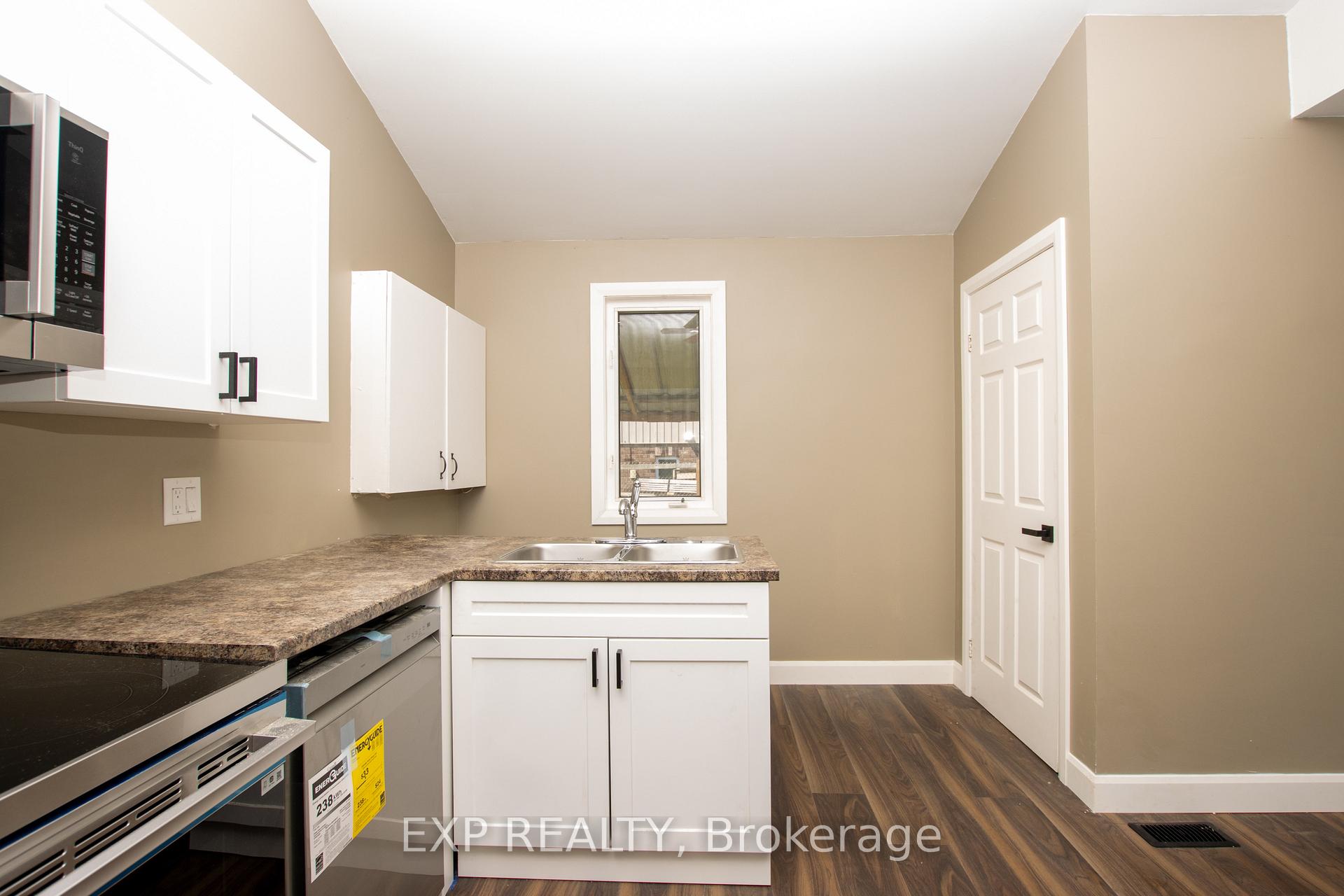 Photo 8 of 190 Munroe Street, West Elgin, West Lorne — HOMEH