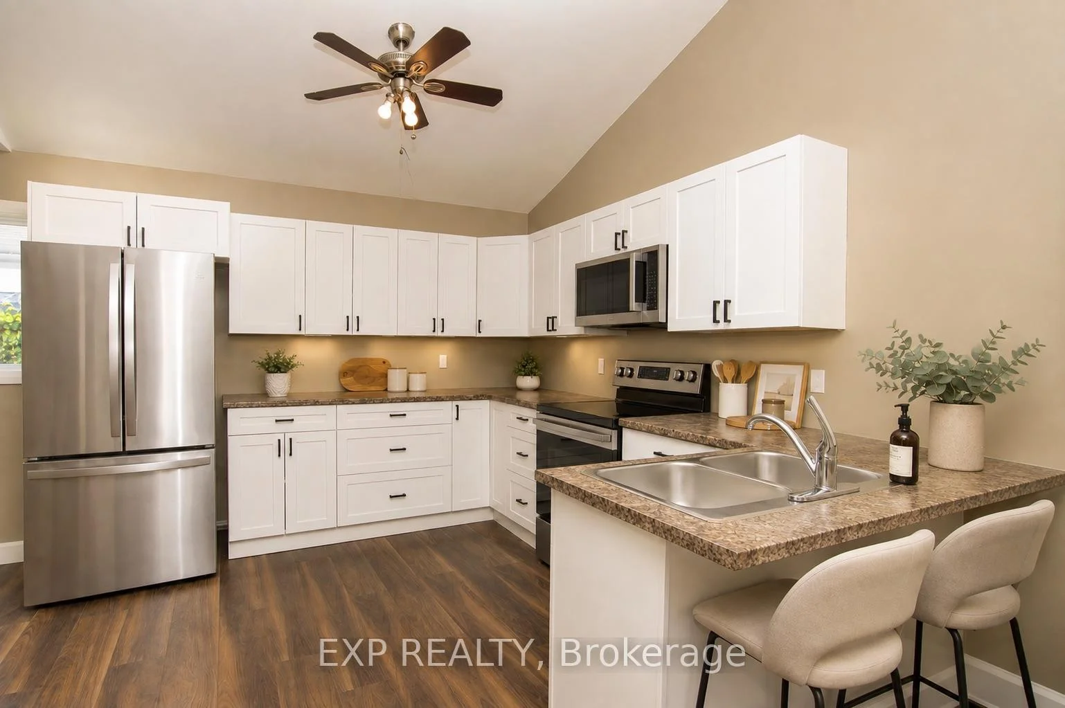 Photo 7 of 190 Munroe Street, West Elgin, West Lorne — HOMEH