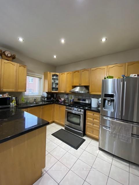 Photo 8 of 76 Jack Monkman Crescent, Markham, Cedarwood — HOMEH