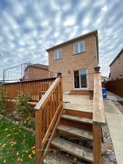 Photo 24 of 76 Jack Monkman Crescent, Markham, Cedarwood — HOMEH