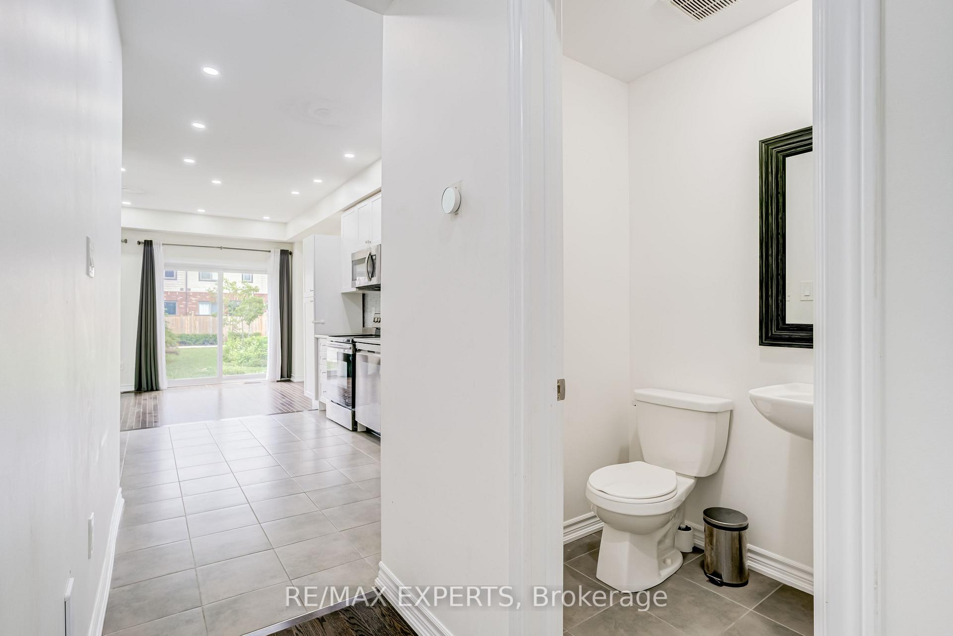 Photo 5 of 21 Cygnus Crescent, Barrie, Ardagh — HOMEH