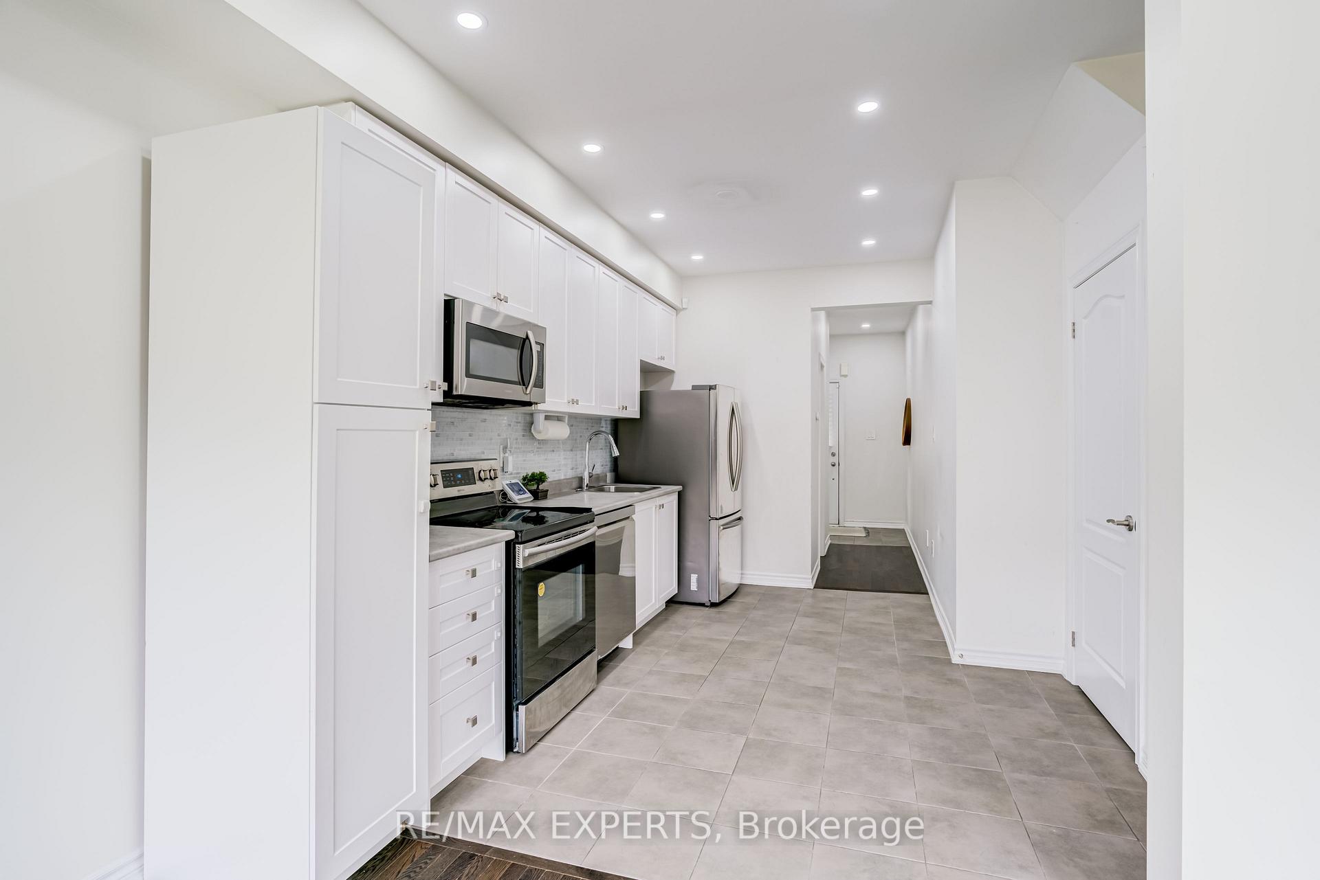 Photo 7 of 21 Cygnus Crescent, Barrie, Ardagh — HOMEH