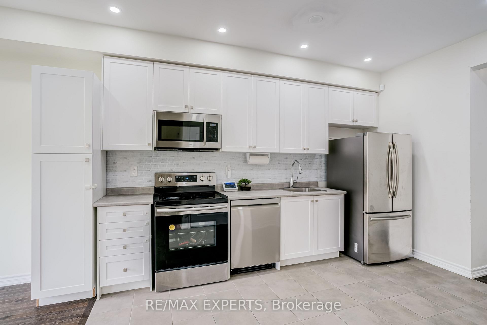Photo 9 of 21 Cygnus Crescent, Barrie, Ardagh — HOMEH