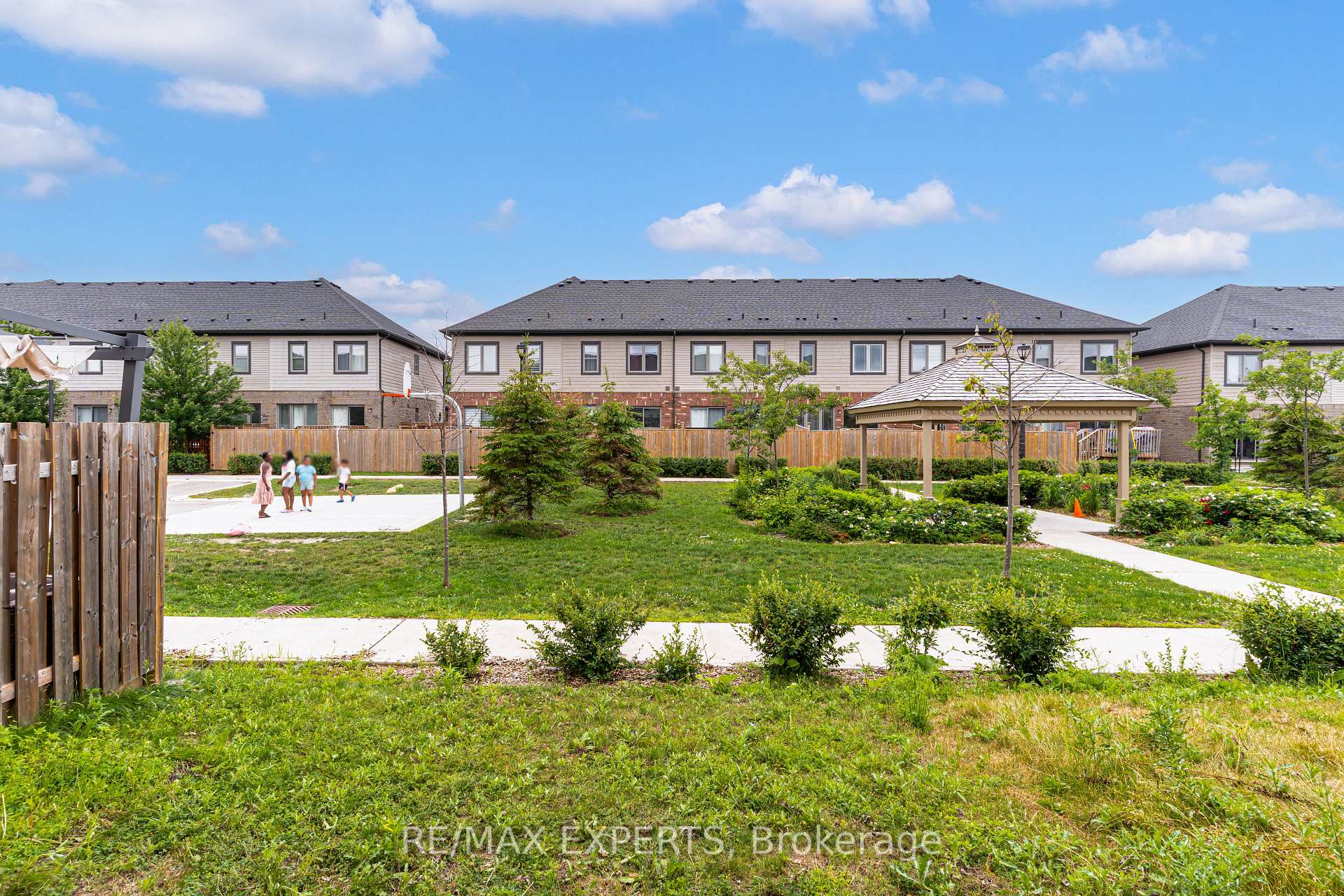 Photo 25 of 21 Cygnus Crescent, Barrie, Ardagh — HOMEH