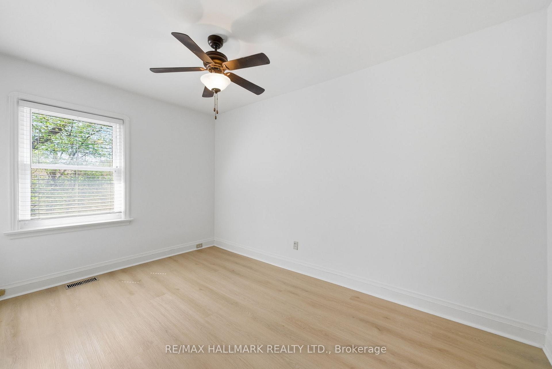 Photo 22 of 69 Thursfield Crescent, Toronto, Leaside — HOMEH