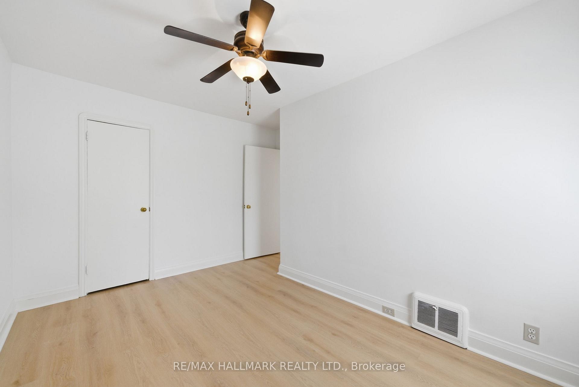 Photo 23 of 69 Thursfield Crescent, Toronto, Leaside — HOMEH