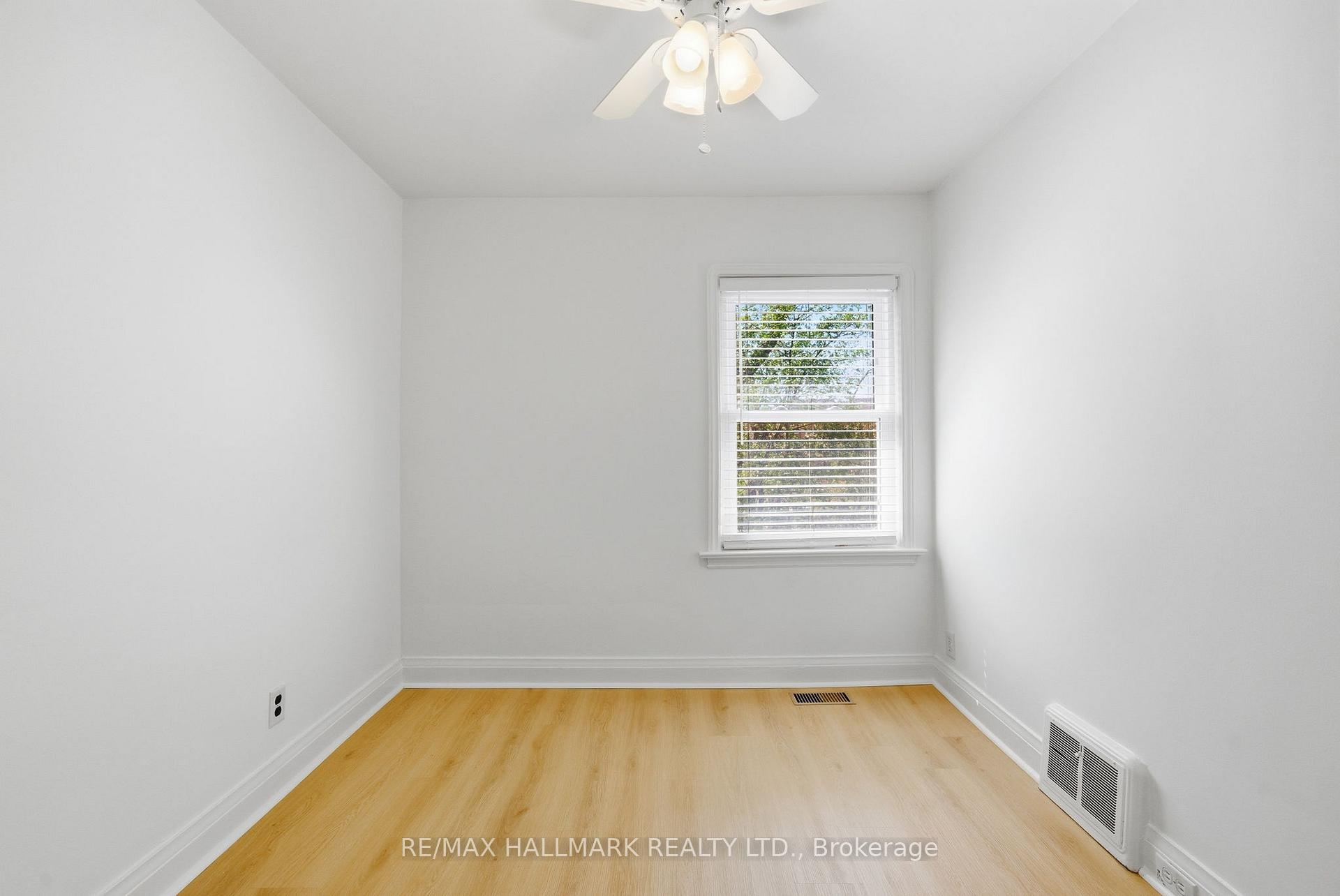 Photo 24 of 69 Thursfield Crescent, Toronto, Leaside — HOMEH