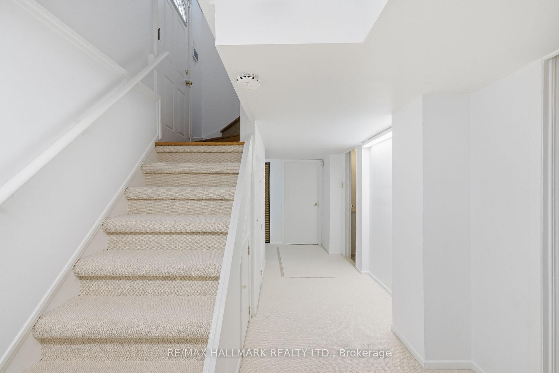 Photo 28 of 69 Thursfield Crescent, Toronto, Leaside — HOMEH