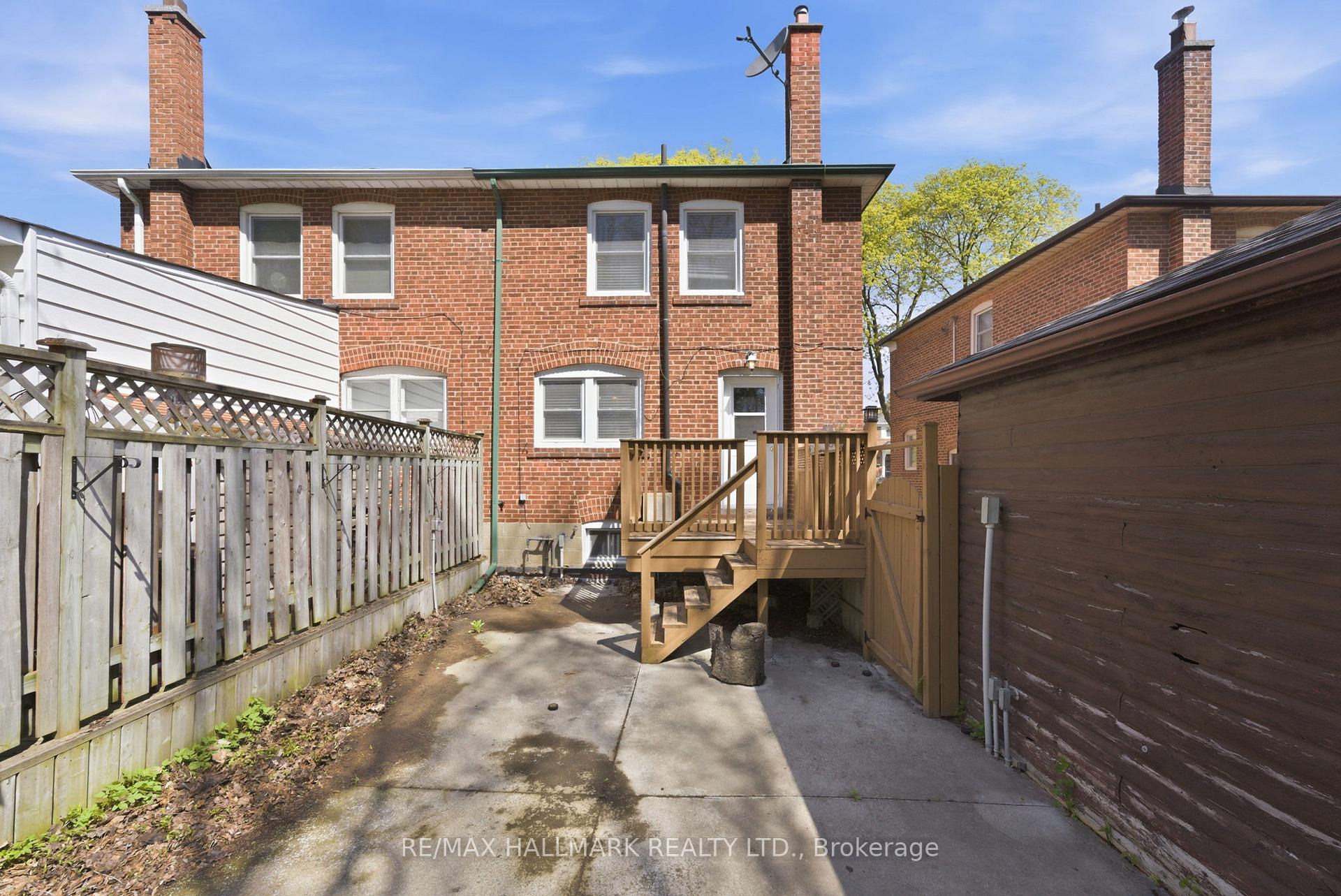Photo 34 of 69 Thursfield Crescent, Toronto, Leaside — HOMEH