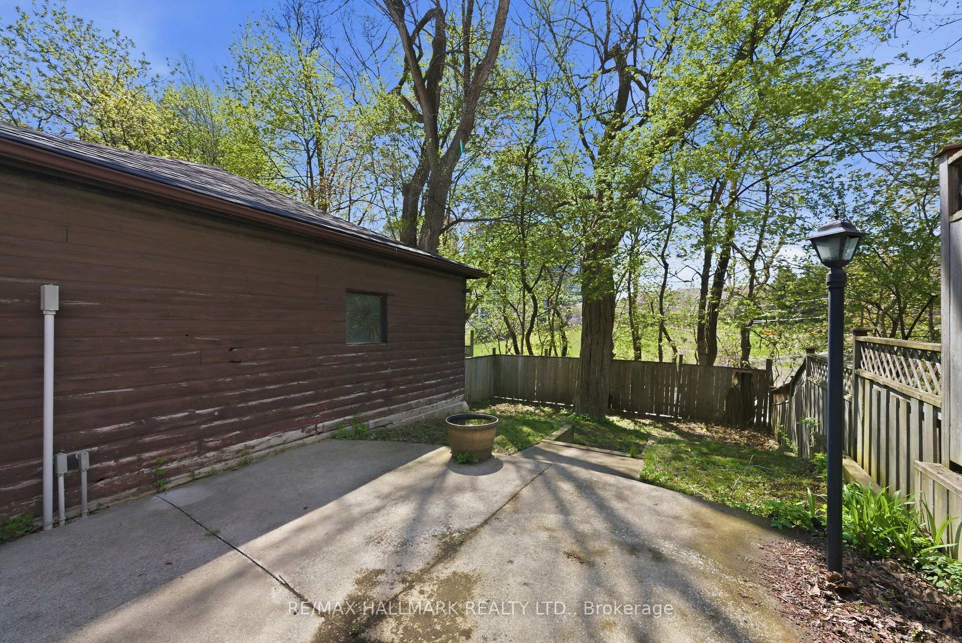 Photo 36 of 69 Thursfield Crescent, Toronto, Leaside — HOMEH