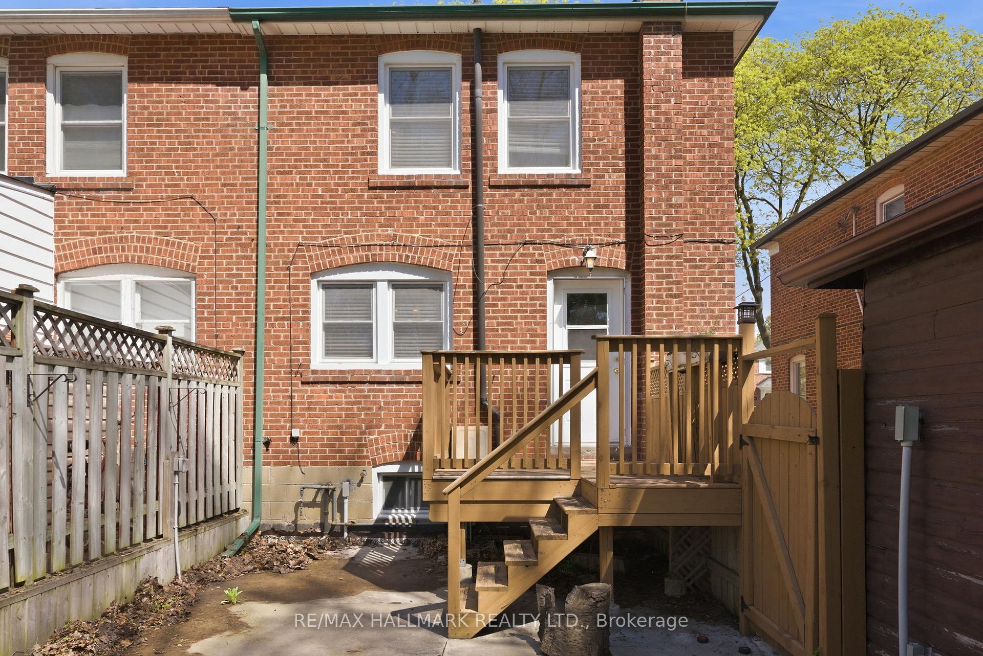 Photo 38 of 69 Thursfield Crescent, Toronto, Leaside — HOMEH