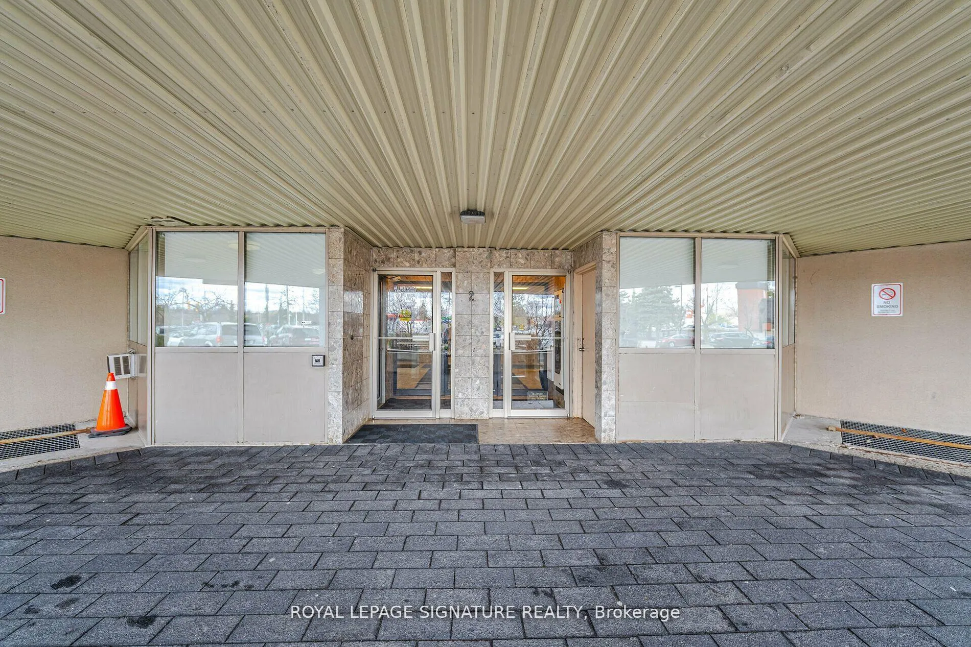 Photo 2 of Unit 711, 2 Westney Road N, Ajax, Central West — HOMEH