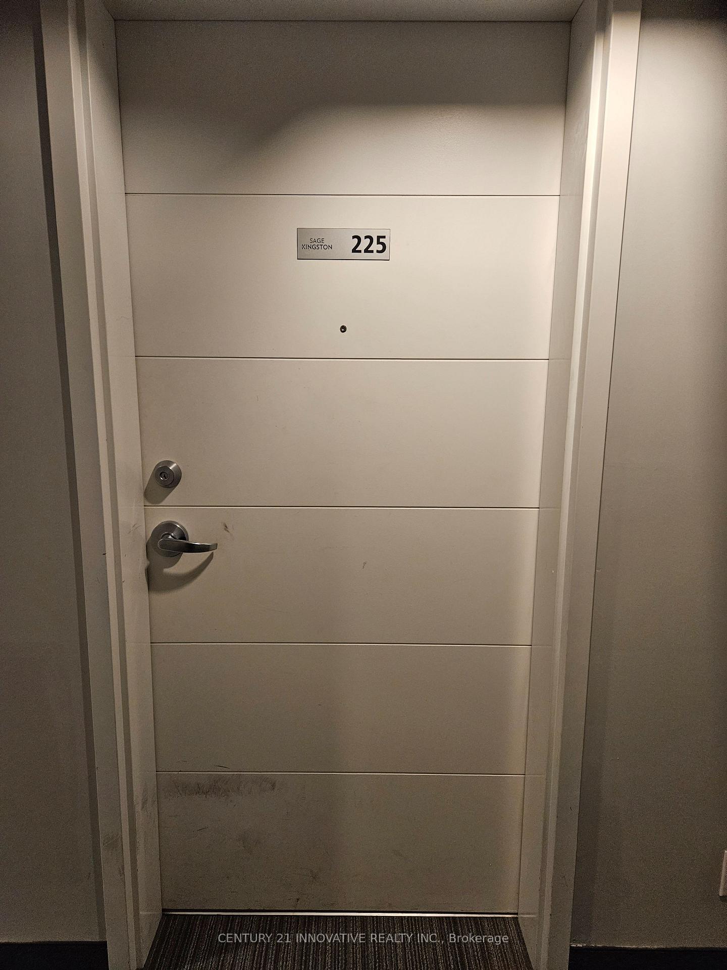Photo of Unit 225, 652 Princess Street