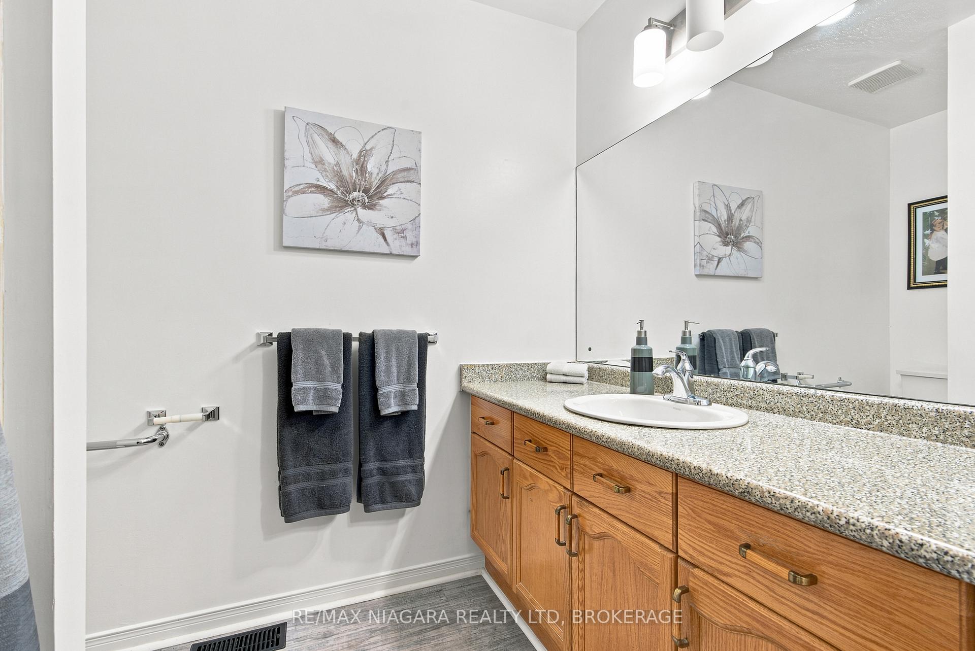 Photo 19 of Unit 99, 122 Bunting Road, St. Catharines, E. Chester — HOMEH