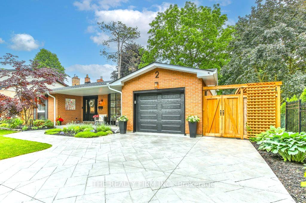 Photo 3 of 2 Oakwood Drive, London, South B — HOMEH