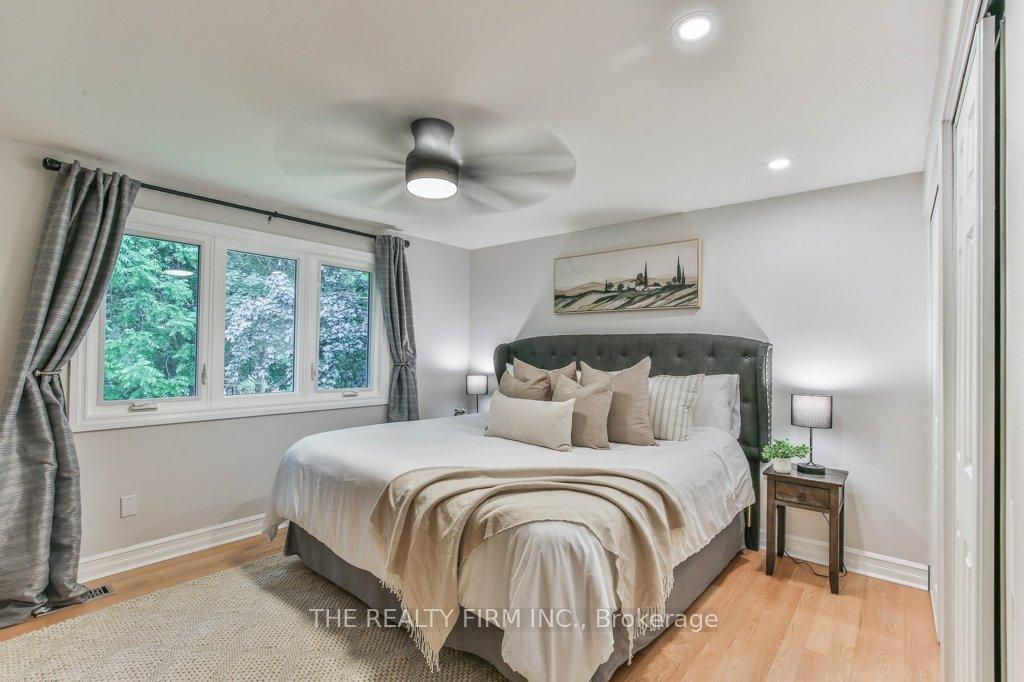 Photo 21 of 2 Oakwood Drive, London, South B — HOMEH