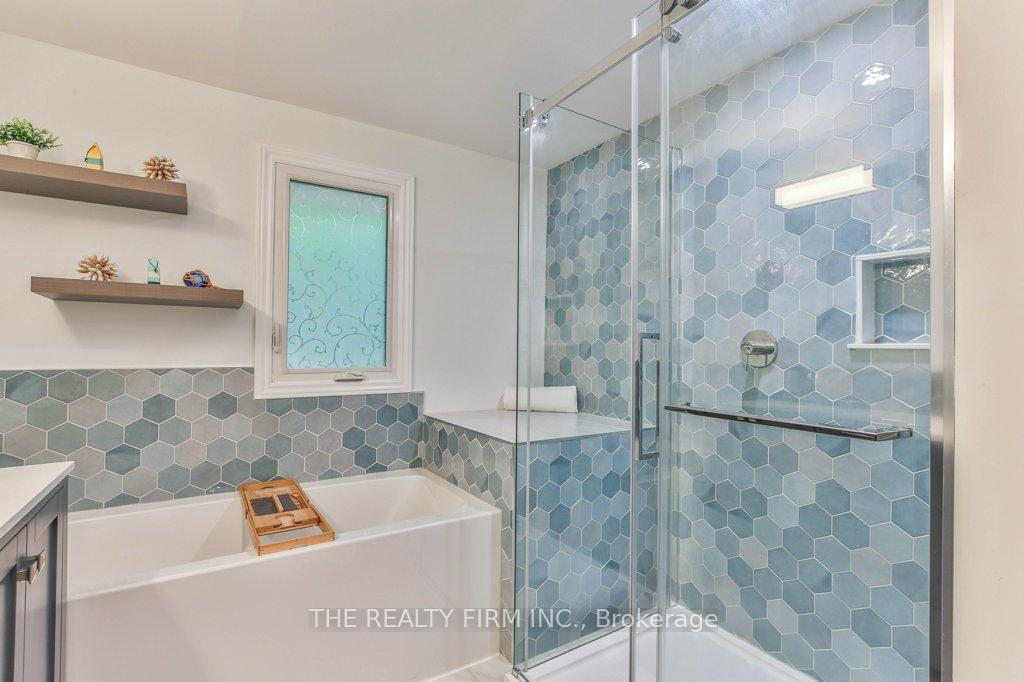 Photo 26 of 2 Oakwood Drive, London, South B — HOMEH