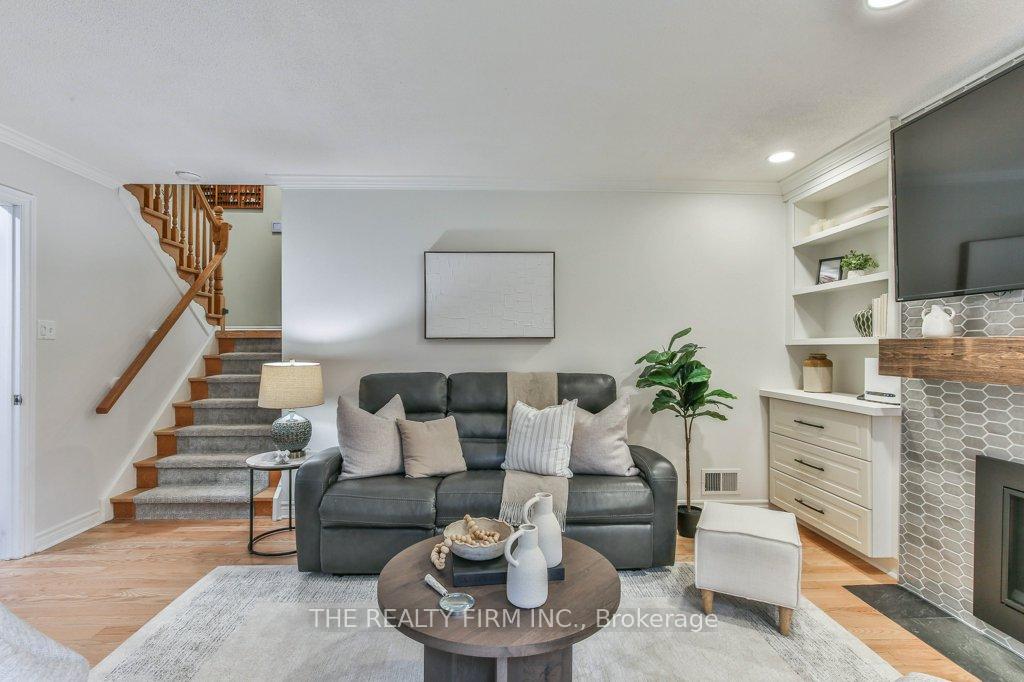 Photo 27 of 2 Oakwood Drive, London, South B — HOMEH