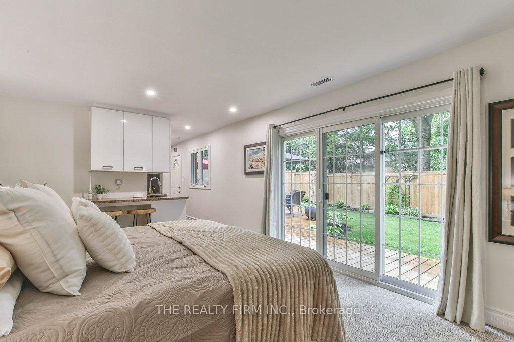 Photo 36 of 2 Oakwood Drive, London, South B — HOMEH