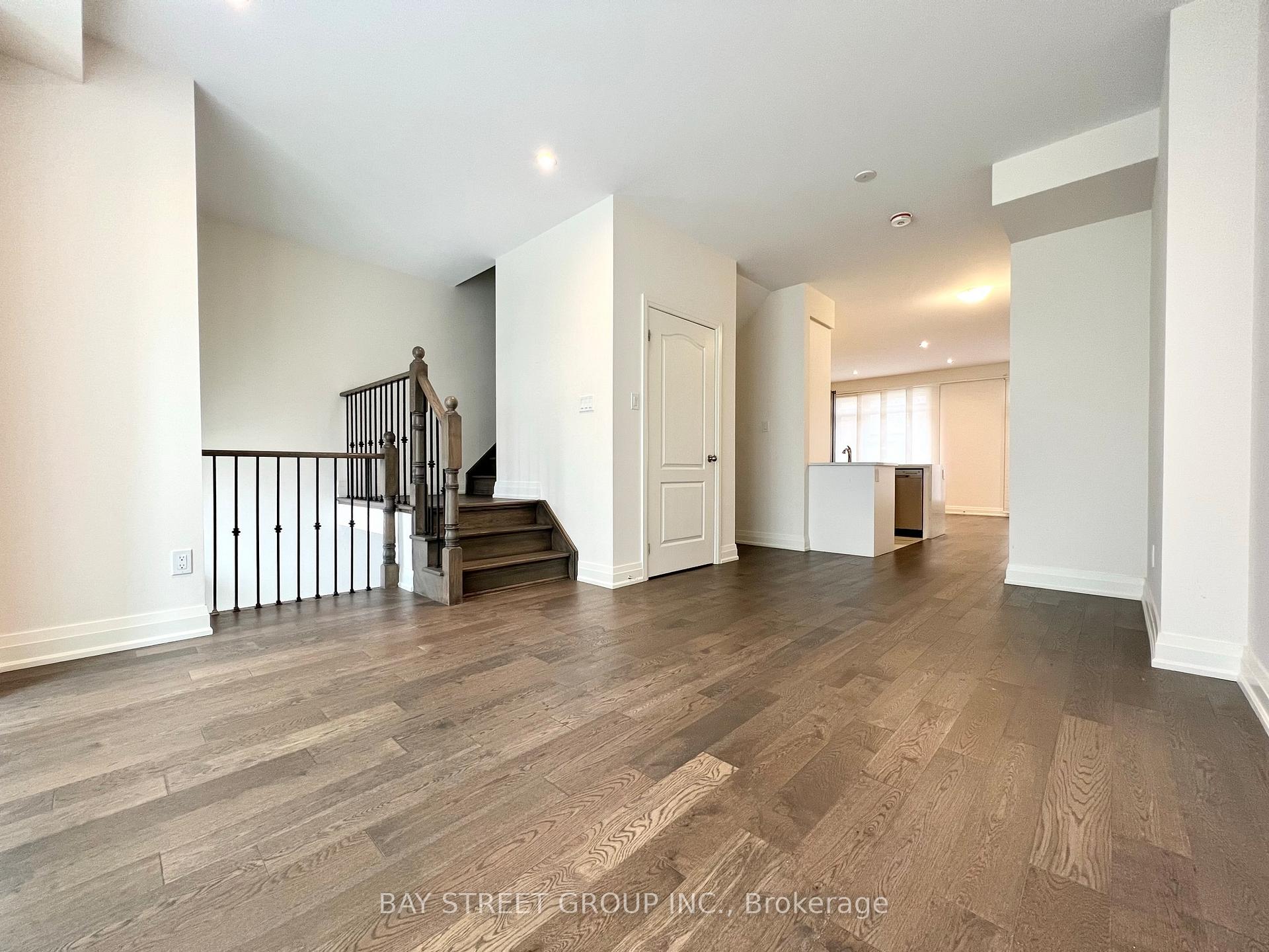 Photo 13 of 36 Teasel Way, Markham, Unionville — HOMEH