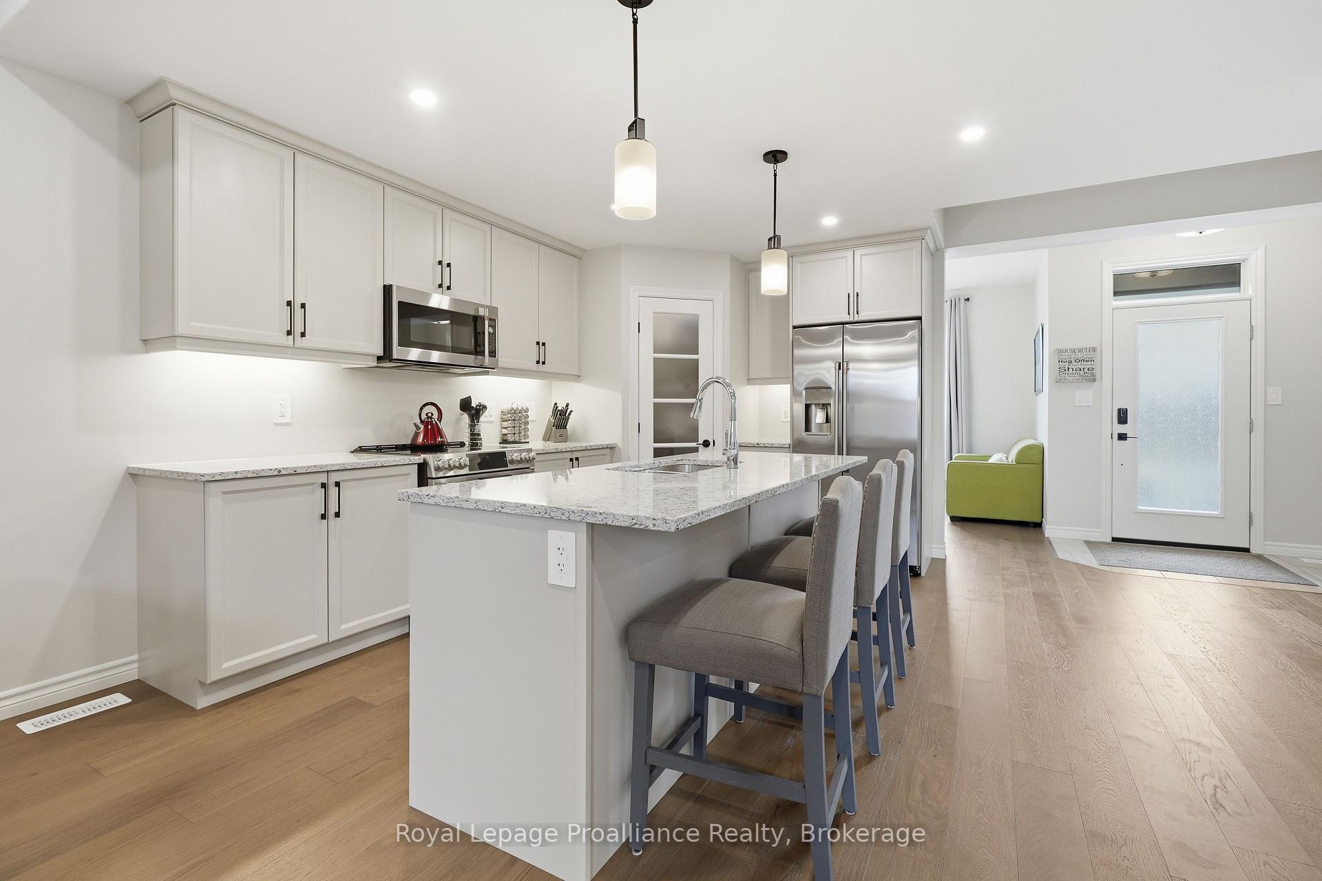 Photo 2 of 24 Riverstone Way, Belleville, Thurlow Ward — HOMEH