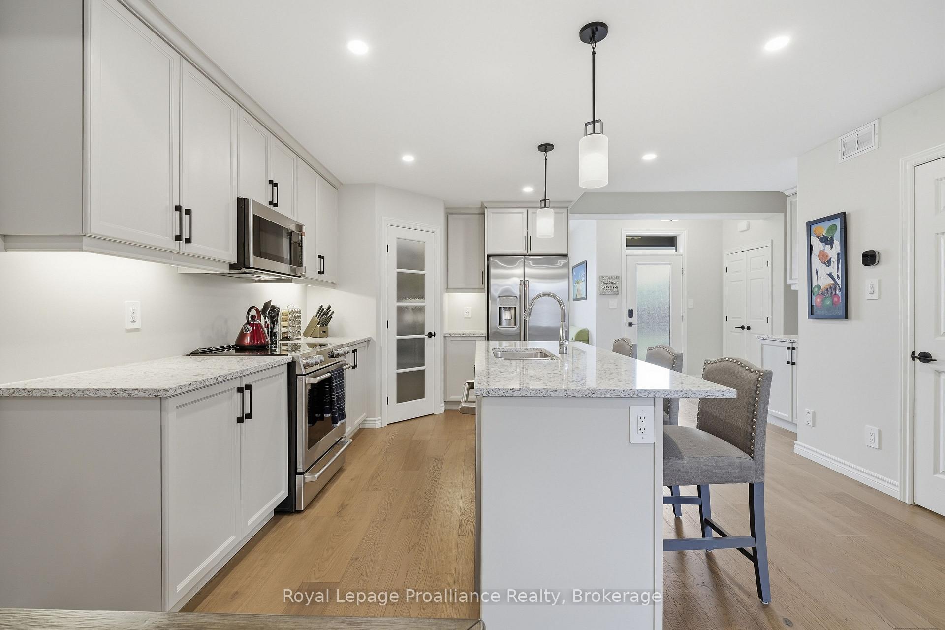 Photo 9 of 24 Riverstone Way, Belleville, Thurlow Ward — HOMEH