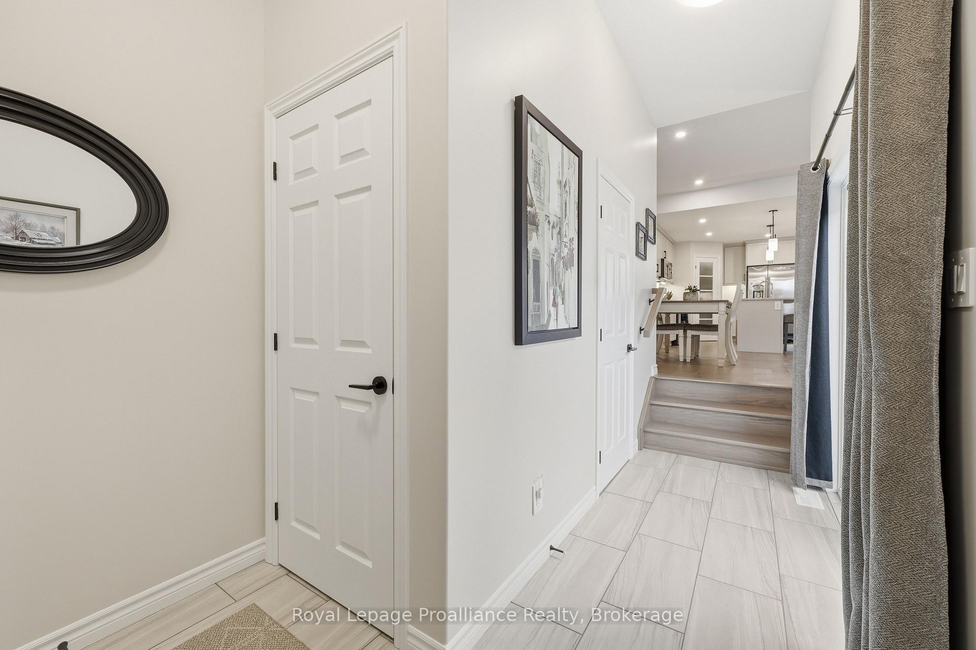 Photo 15 of 24 Riverstone Way, Belleville, Thurlow Ward — HOMEH
