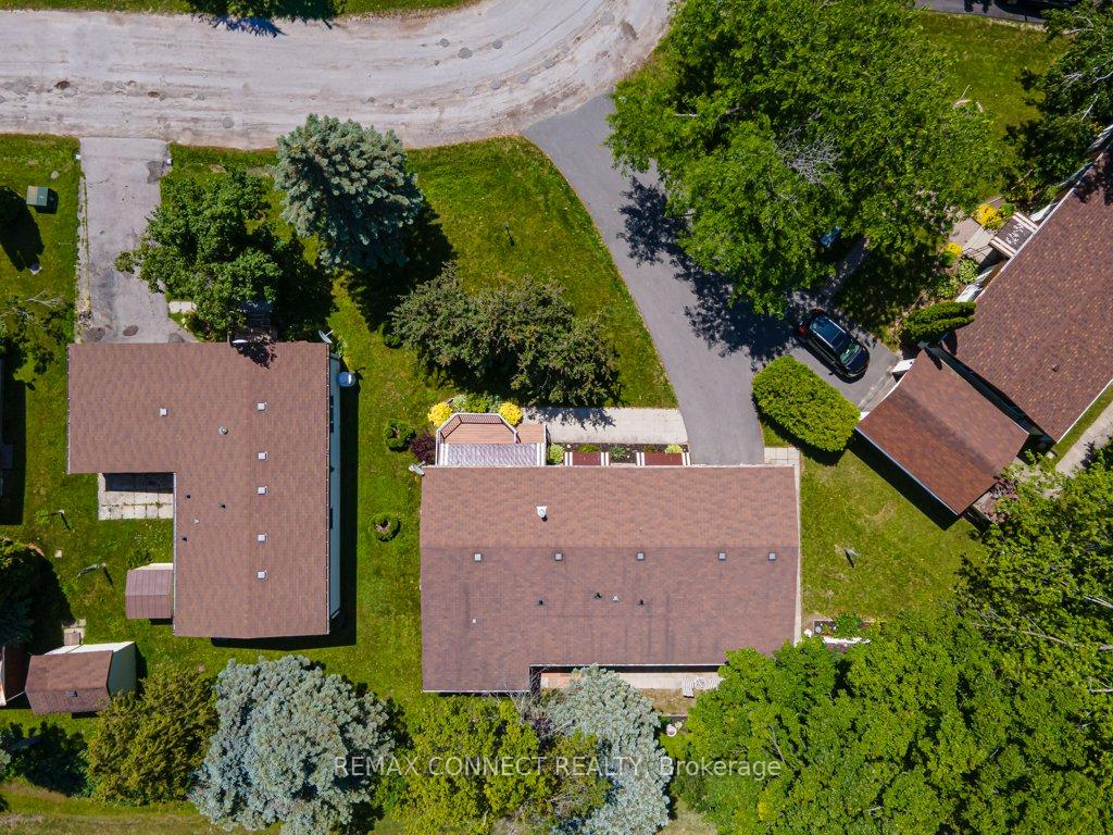 Photo 41 of 8 Circle Drive, Kawartha Lakes, Fenelon — HOMEH