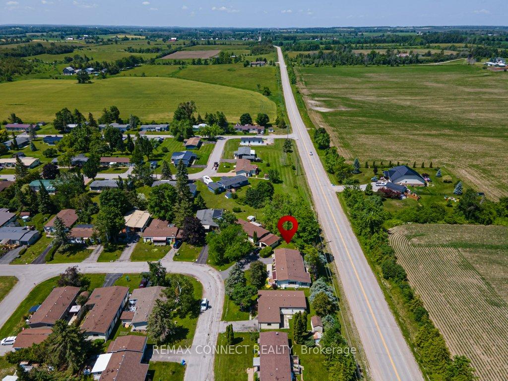 Photo 43 of 8 Circle Drive, Kawartha Lakes, Fenelon — HOMEH