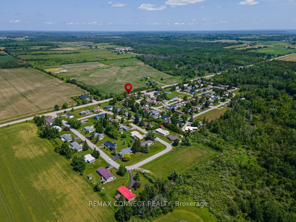 Photo 49 of 8 Circle Drive, Kawartha Lakes, Fenelon — HOMEH